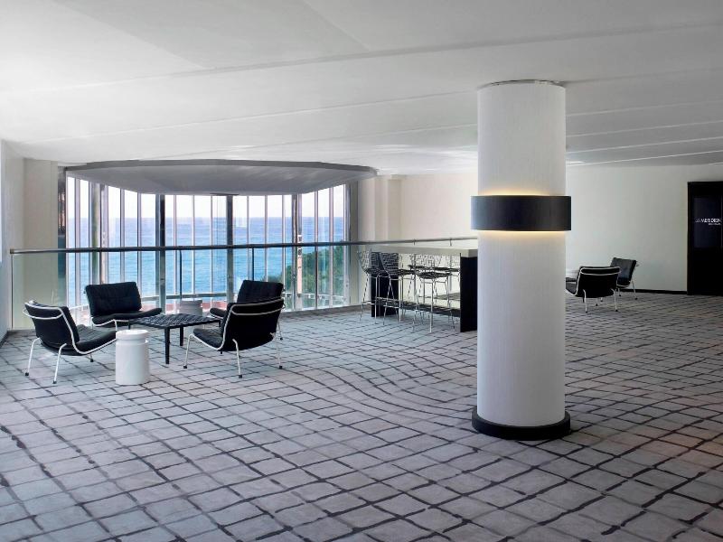 Le Meridien Beach Plaza image