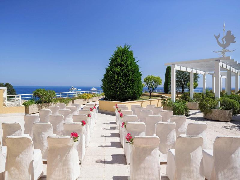 Le Meridien Beach Plaza image