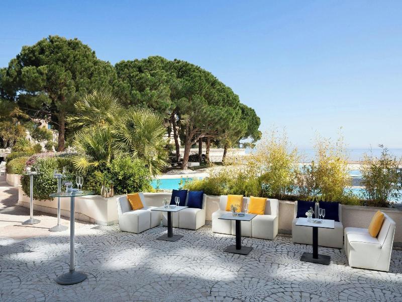 Le Meridien Beach Plaza image