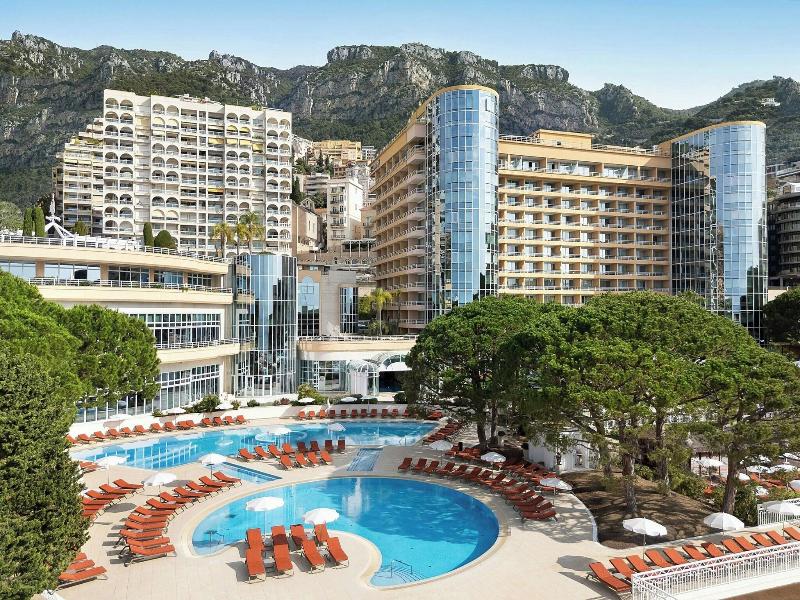 Le Meridien Beach Plaza image