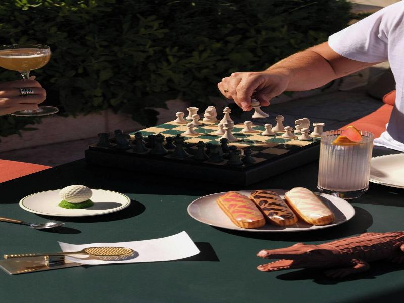 Le Meridien Beach Plaza image