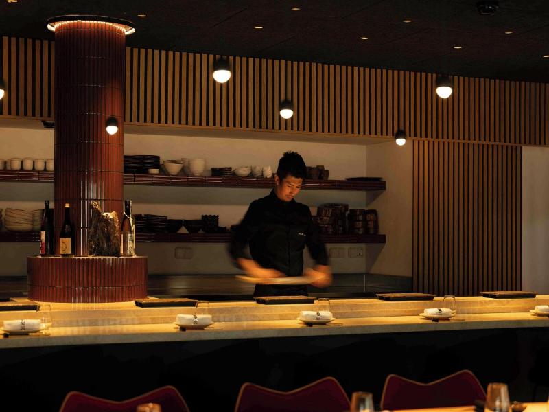 Le Meridien Beach Plaza image