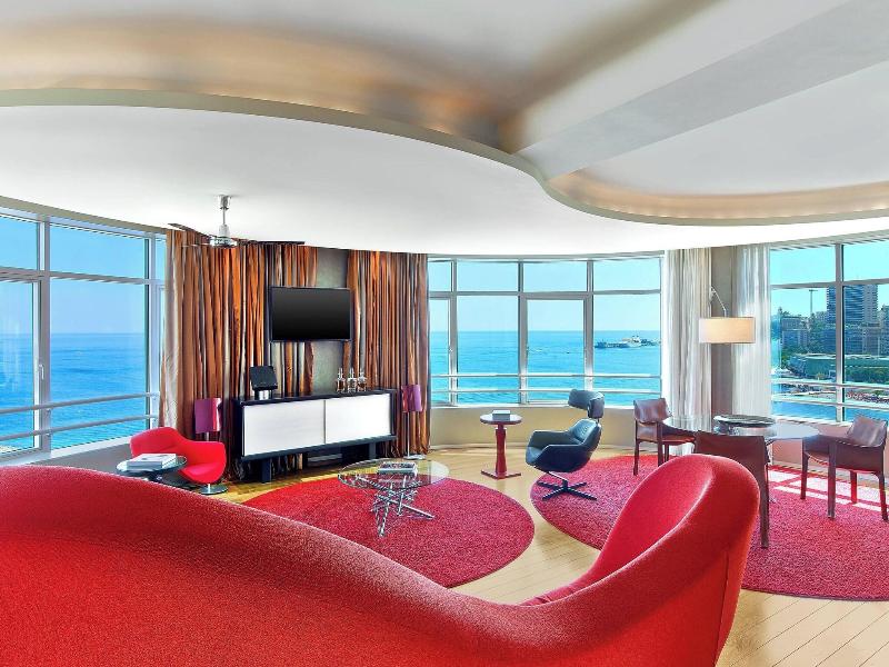 Le Meridien Beach Plaza image