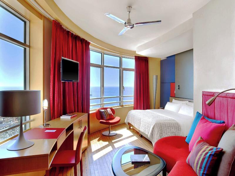 Le Meridien Beach Plaza image