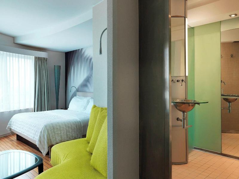 Le Meridien Beach Plaza image