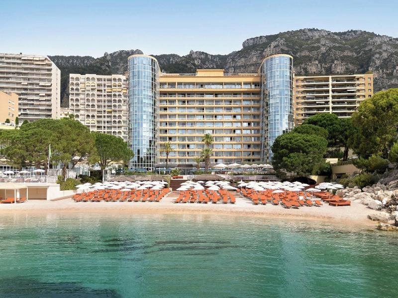 Le Meridien Beach Plaza image