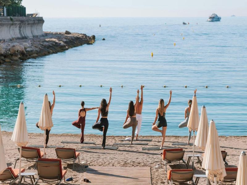 Le Meridien Beach Plaza image