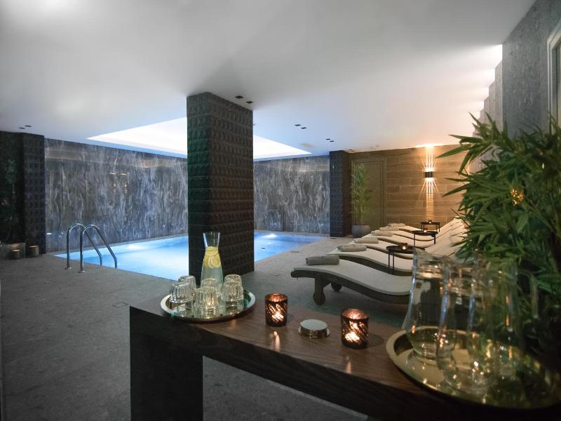 Ntinas Luxyry Apart Hotel image
