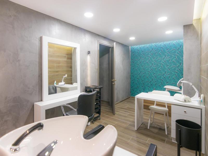 Ntinas Luxyry Apart Hotel image