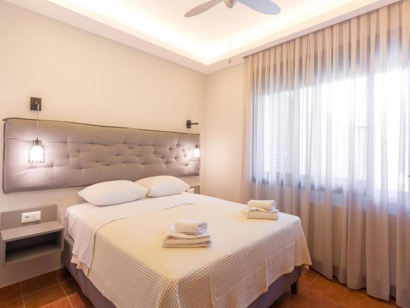 Ntinas Luxyry Apart Hotel image