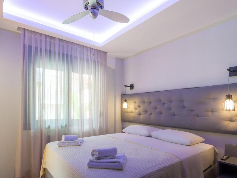 Ntinas Luxyry Apart Hotel image
