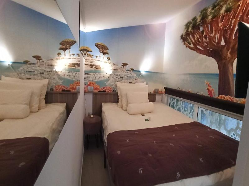 Birdcage Resort image