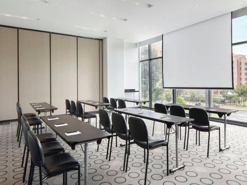  FAIRFIELD BY MARRIOTT BOGOTÁ EMBAJADA image