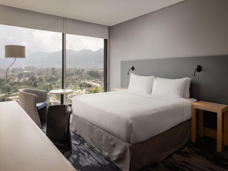  FAIRFIELD BY MARRIOTT BOGOTÁ EMBAJADA image