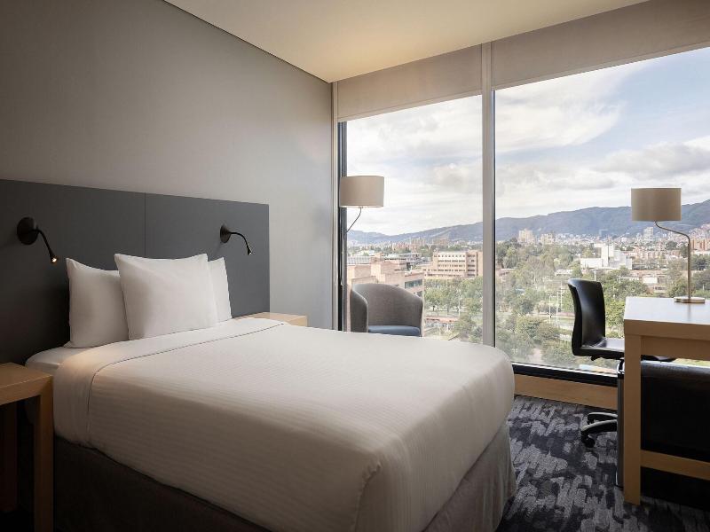  FAIRFIELD BY MARRIOTT BOGOTÁ EMBAJADA image