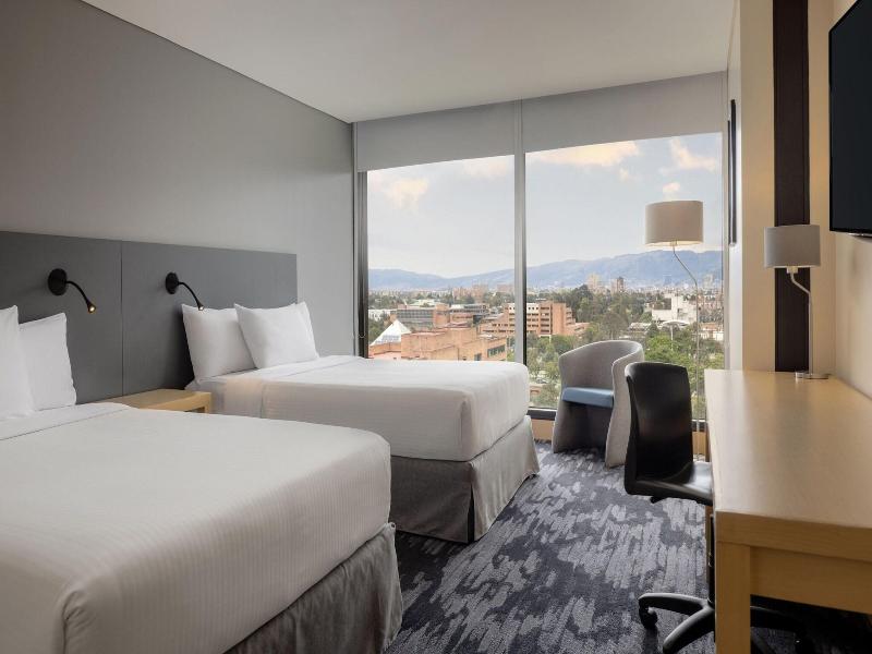  FAIRFIELD BY MARRIOTT BOGOTÁ EMBAJADA image