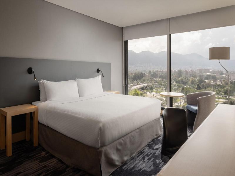  FAIRFIELD BY MARRIOTT BOGOTÁ EMBAJADA image