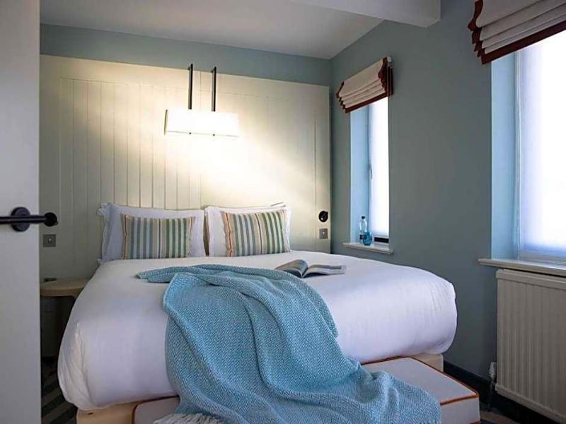 Cooden Beach Hotel image