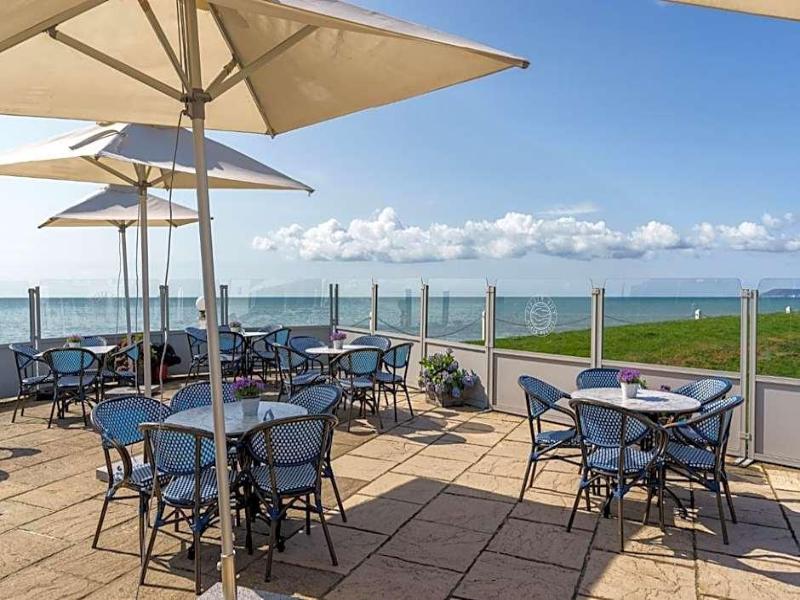 Cooden Beach Hotel image