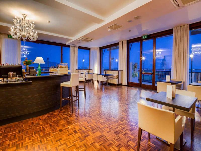 Grande Albergo Roma image