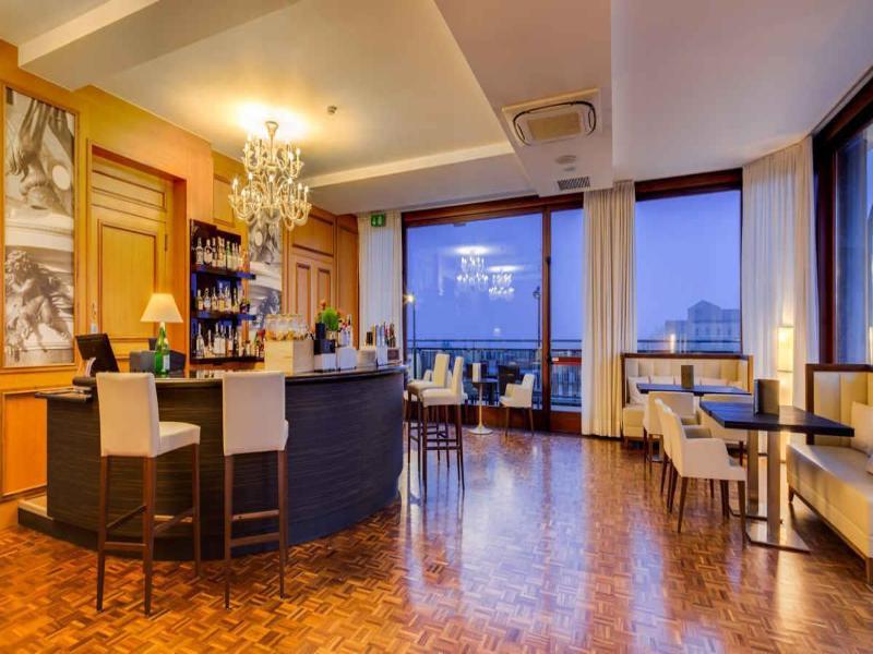 Grande Albergo Roma image