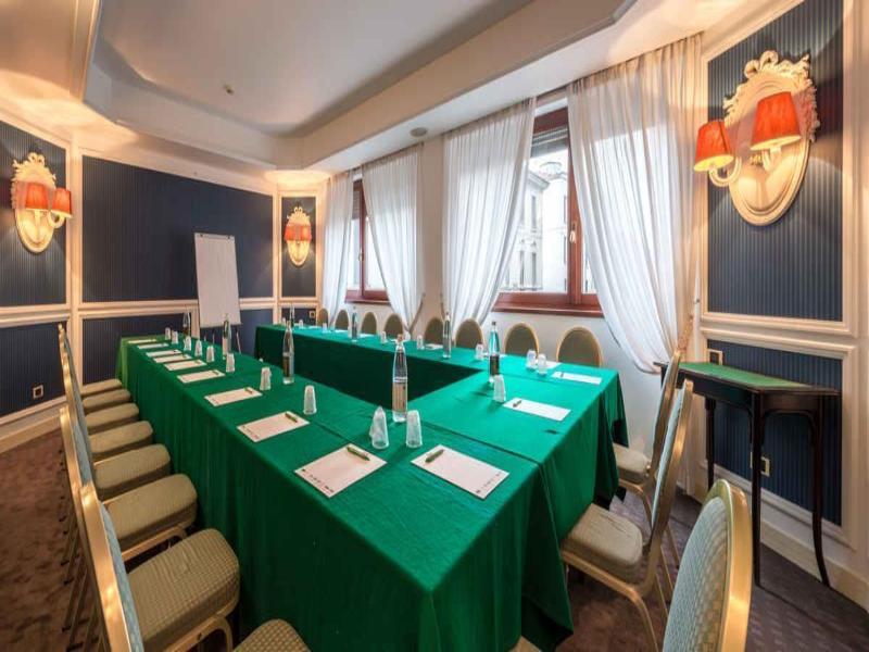 Grande Albergo Roma image