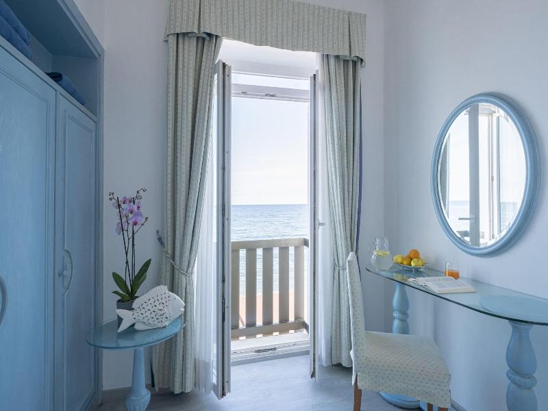 Del Sole Hotel image