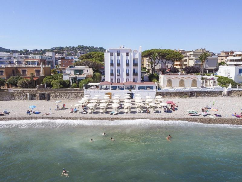 Del Sole Hotel image