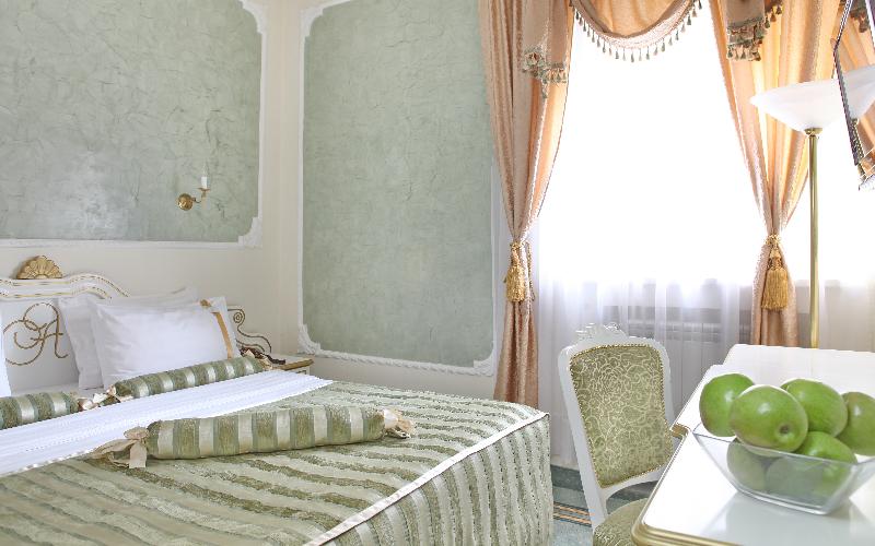 クイーンズ アストリア デザイン ホテル