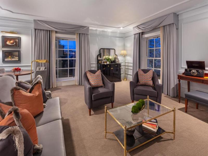 Hayfield Manor image