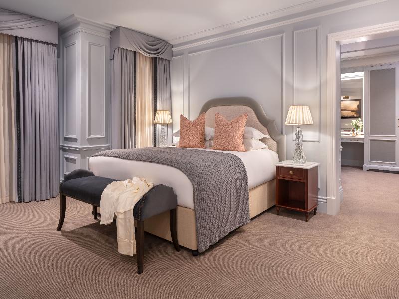 Hayfield Manor image