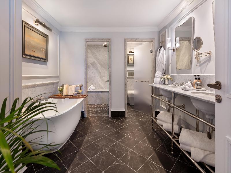 Hayfield Manor image