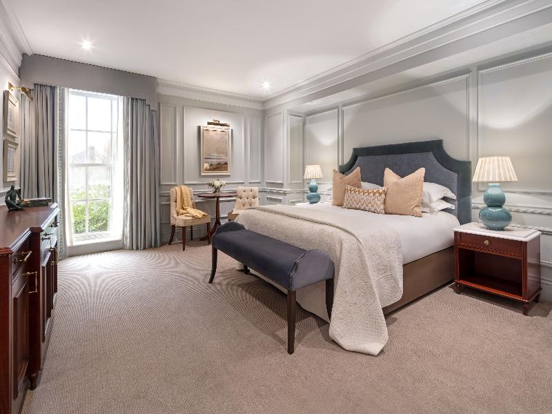 Hayfield Manor image