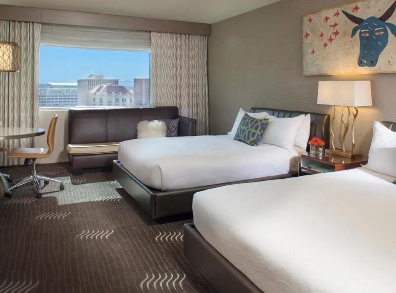 Hotel Palomar Phoenix Cityscape
