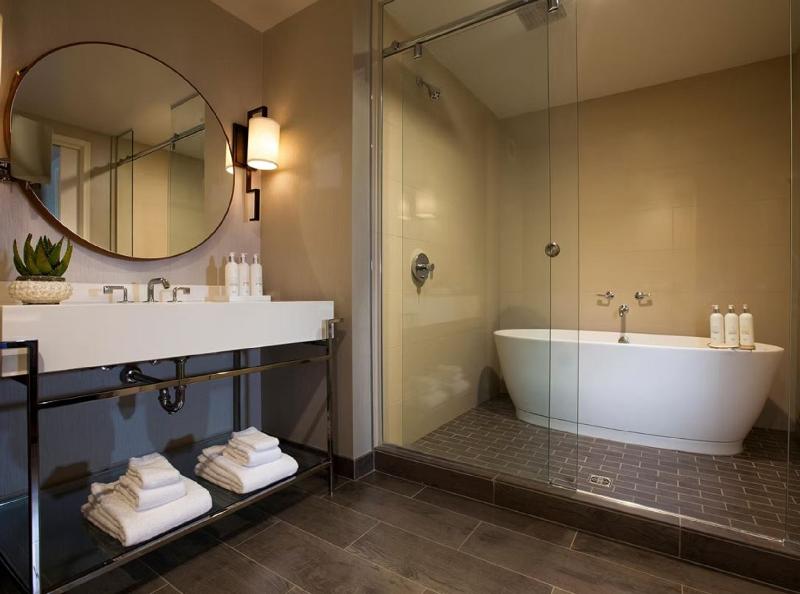 Hotel Palomar Phoenix Cityscape