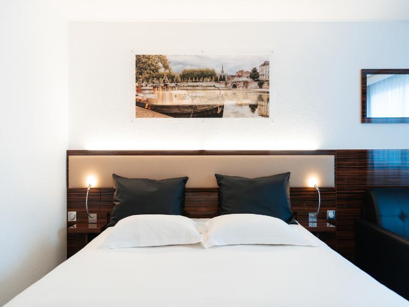 Westotel Nantes Atlantique image
