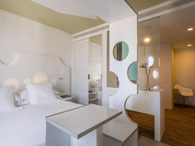 Room Mate Pau, Barcelona image