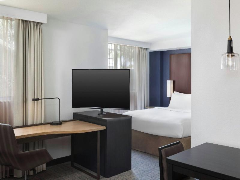 Residence Inn Miami Airport image
