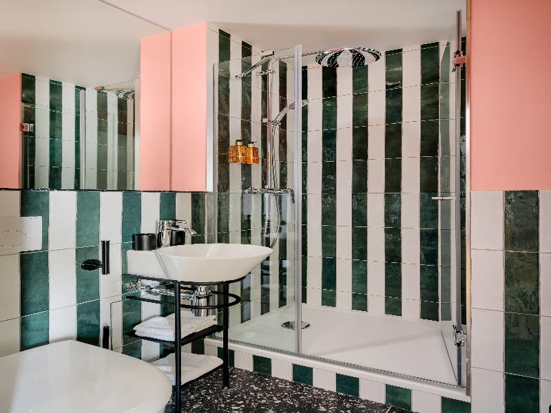 Edgar Suites Montmartre Paul Albert image