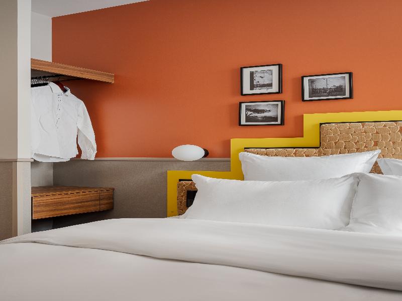 Edgar Suites Montmartre Paul Albert image