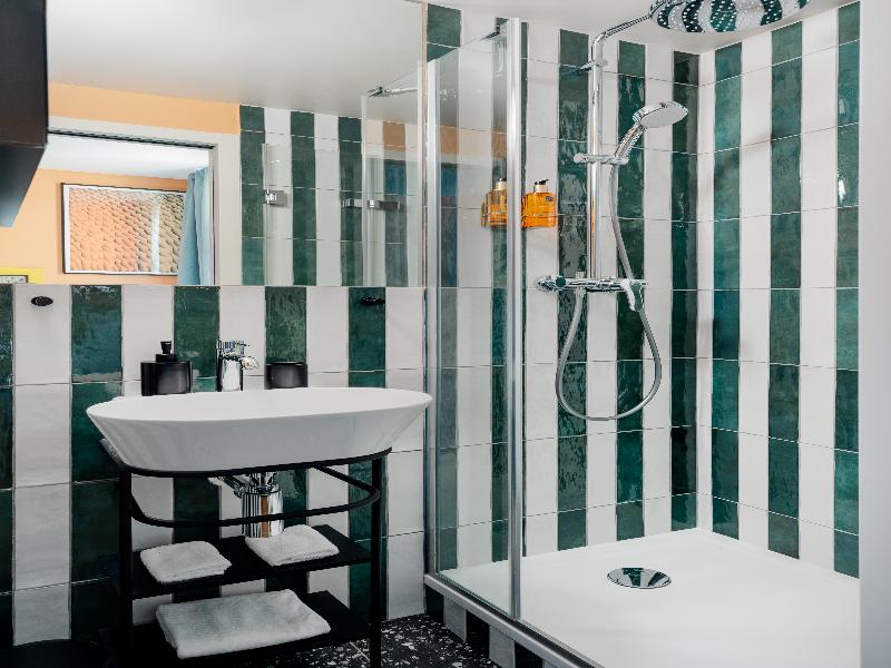 Edgar Suites Montmartre Paul Albert image