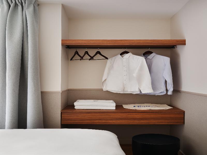 Edgar Suites Montmartre Paul Albert image