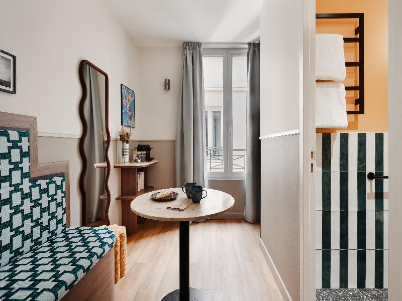 Edgar Suites Montmartre Paul Albert image