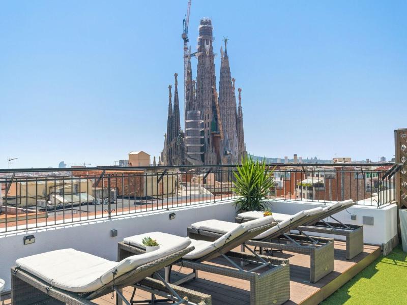 Suite Home Sagrada Famila image