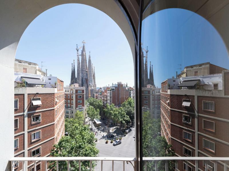 Suite Home Sagrada Famila image