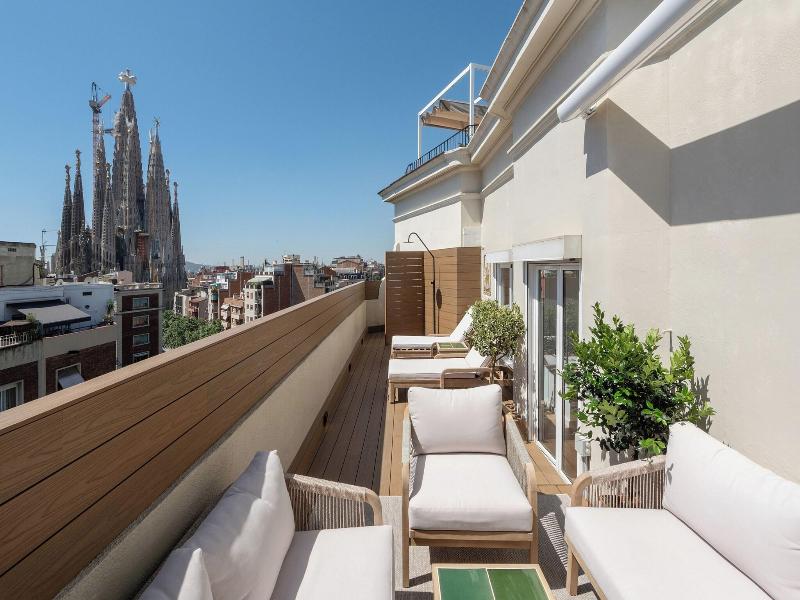 Suite Home Sagrada Famila image