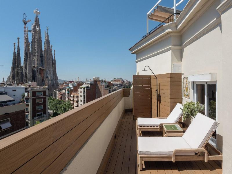 Suite Home Sagrada Famila image