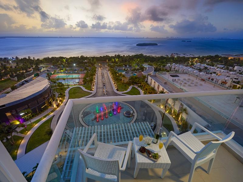 Hard Rock Hotel Cancun All Inclusive image