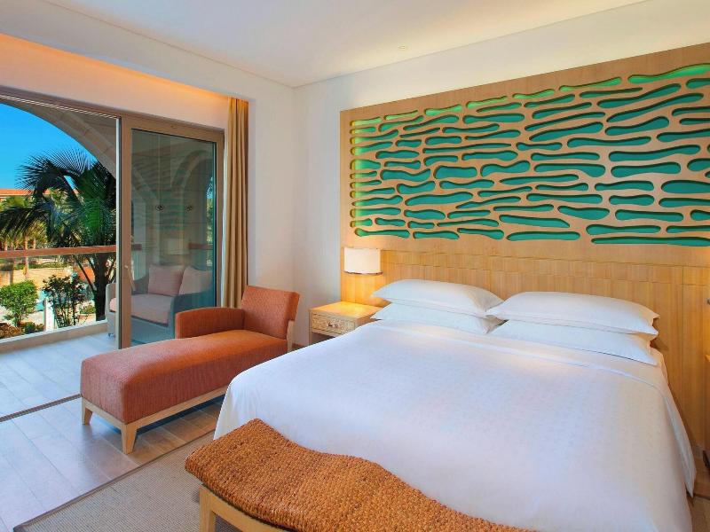 Sheraton Sanya Haitang Bay Resort image