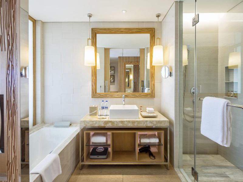 Sheraton Sanya Haitang Bay Resort image